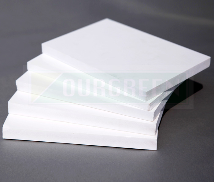 如何選擇適合制作pvc浴室柜板呢？